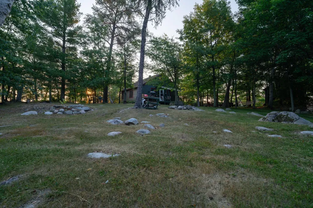 1922 Vellieux Island International Falls, MN 56649
