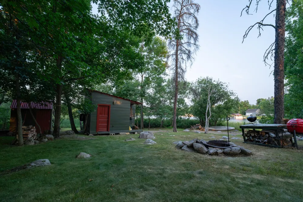 1922 Vellieux Island International Falls, MN 56649