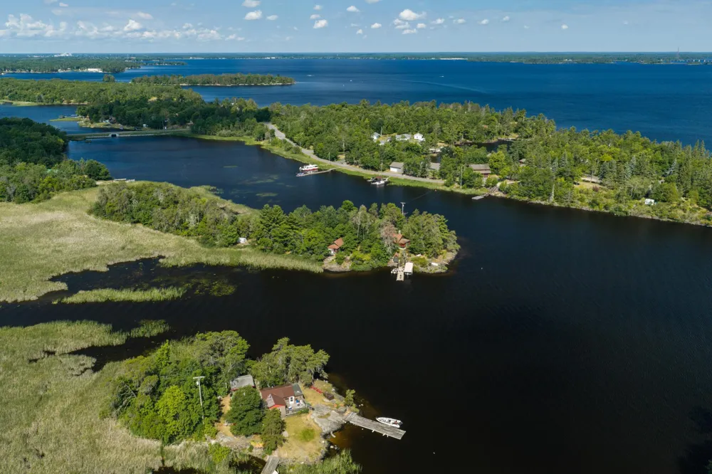 1922 Vellieux Island International Falls, MN 56649