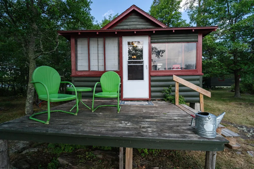 1922 Vellieux Island International Falls, MN 56649