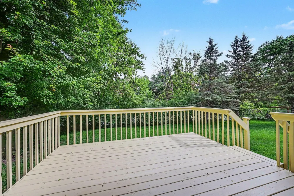 2522 S Windsor Lane Woodbury, MN 55125