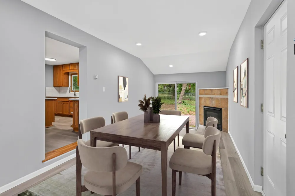 31 Demont Avenue E Little Canada, MN 55117