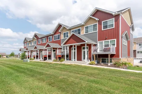 3025 Bluestem Trail