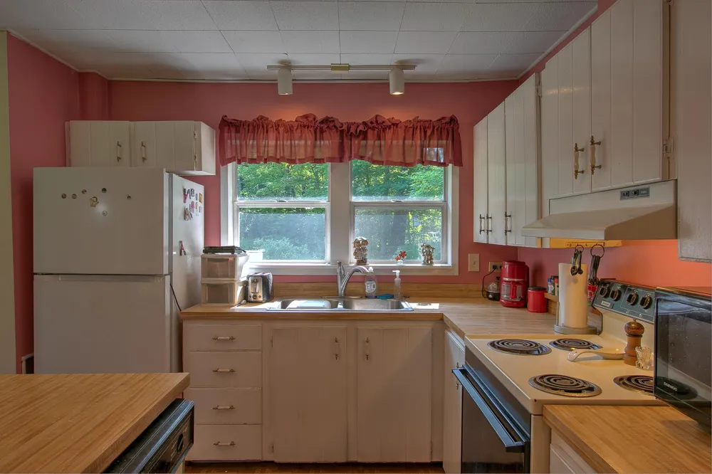14445 Maple Leaf Road Pine City, MN 55063
