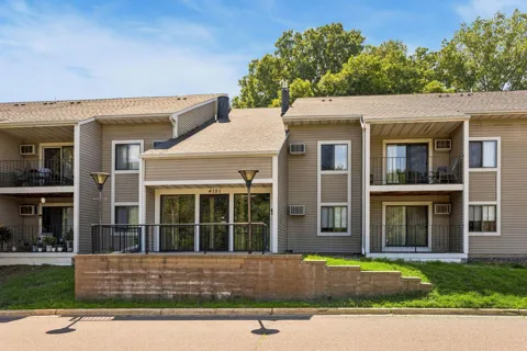 4151 Boone Avenue #106