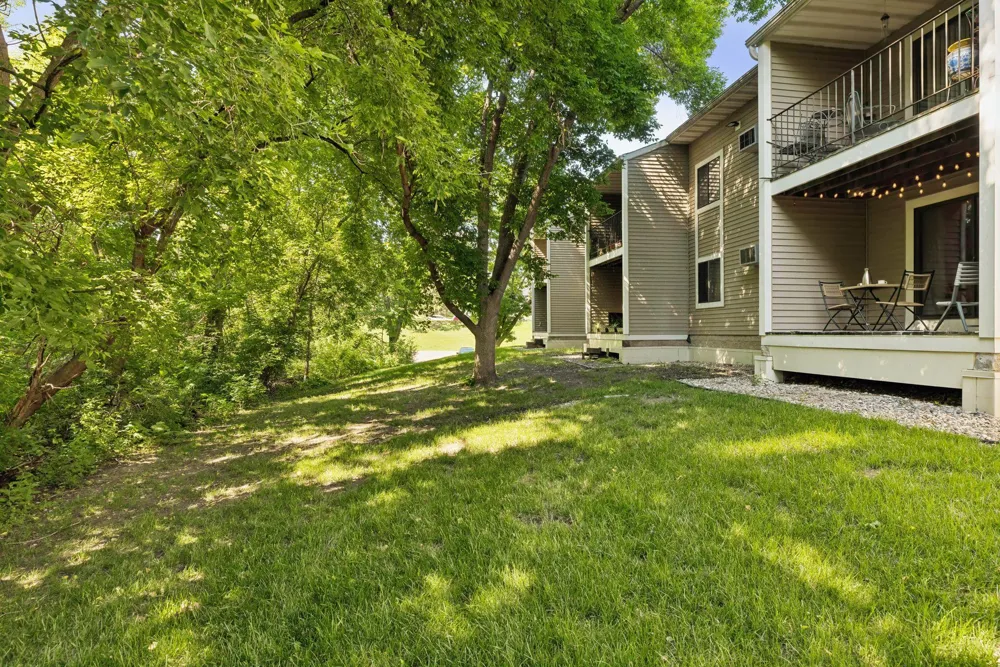 4151 Boone Avenue #106 New Hope, MN 55427