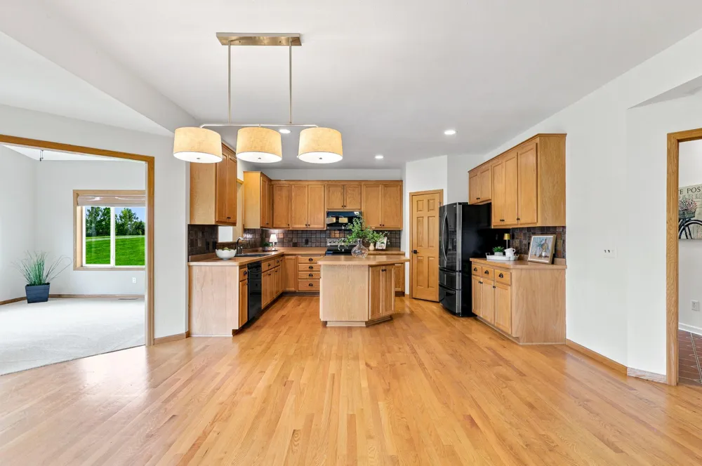 9082 Glenborough Drive Elko New Market, MN 55020
