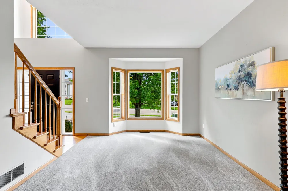 9082 Glenborough Drive Elko New Market, MN 55020