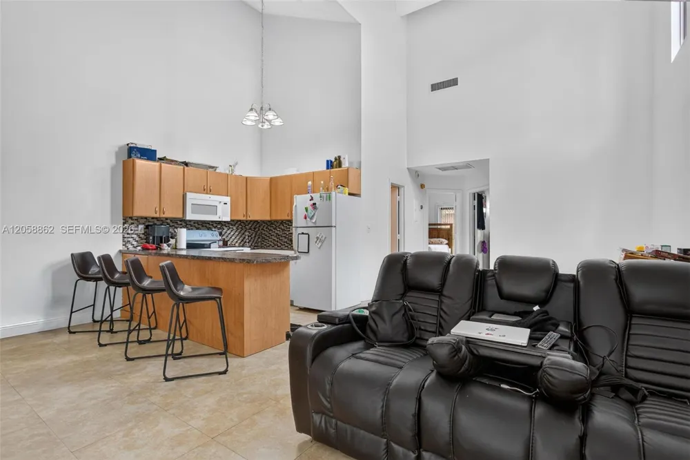 2422 NW 55th Ter Lauderhill, FL 33313