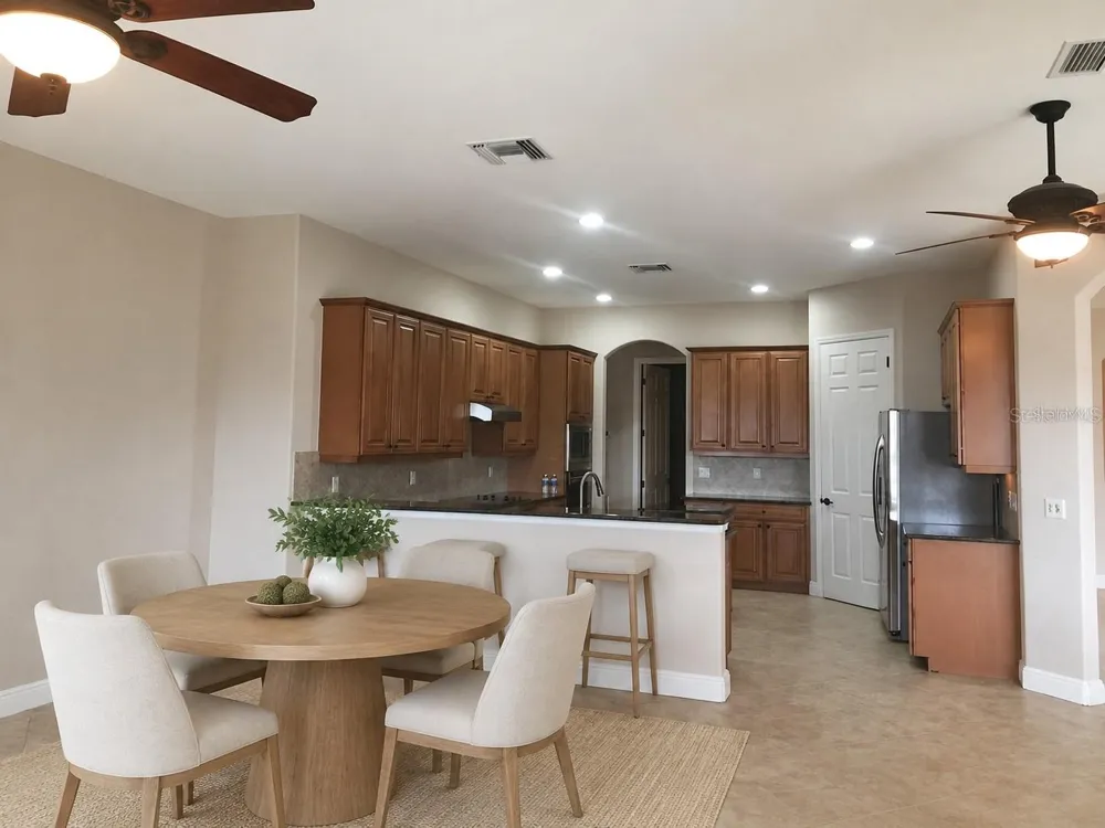 5570 ROCK DOVE DRIVE Sarasota, FL 34241