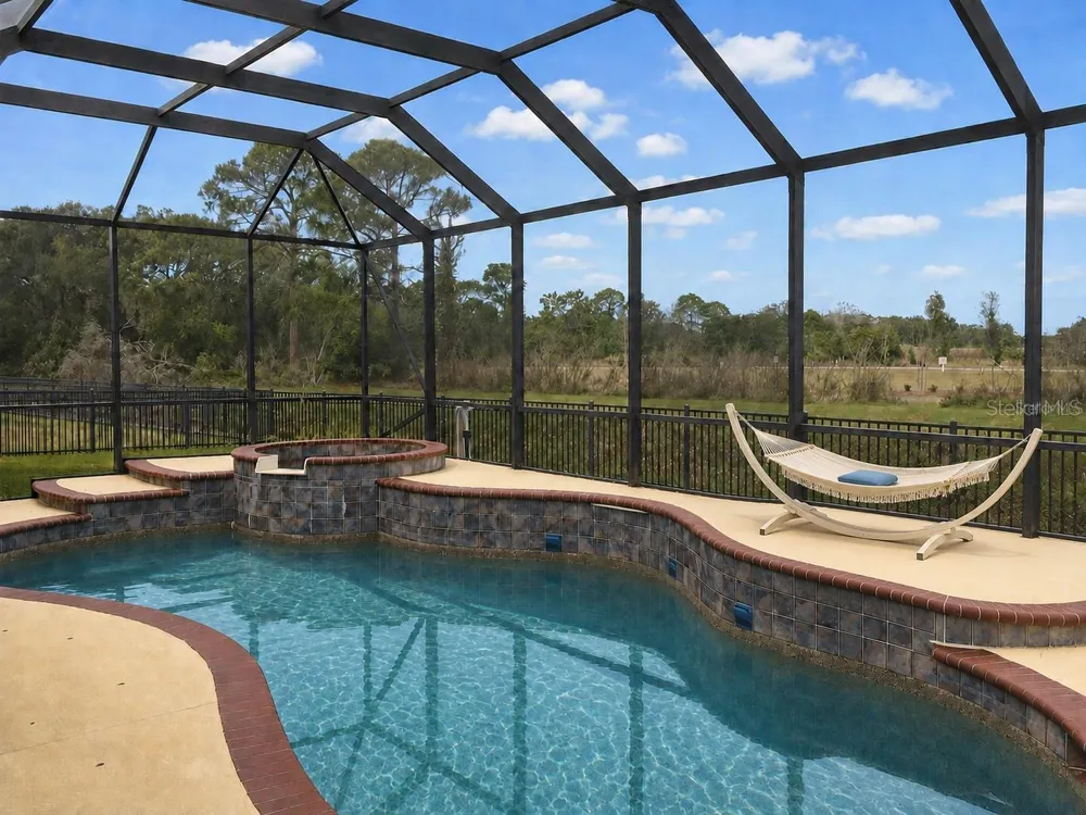5570 ROCK DOVE DRIVE Sarasota, FL 34241