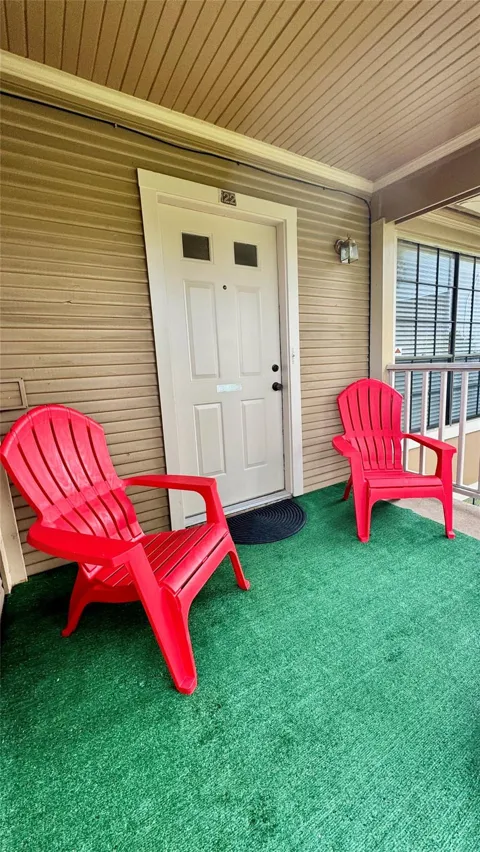 1311 Antoine Drive #122
