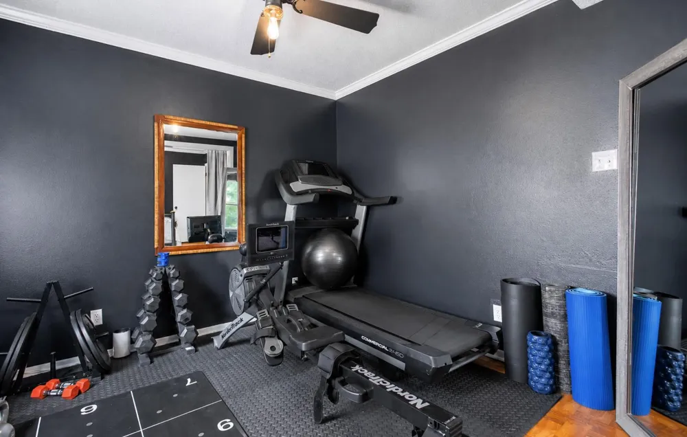 232 Fm 2628 Road Huntsville, TX 77320
