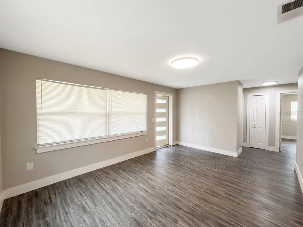 139 AVENUE D SW Winter Haven, FL 33880