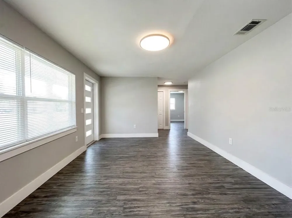 139 AVENUE D SW Winter Haven, FL 33880