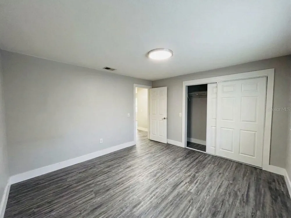 139 AVENUE D SW Winter Haven, FL 33880