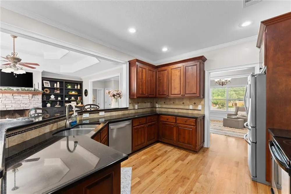 860 Lakeview Drive Commerce, GA 30529