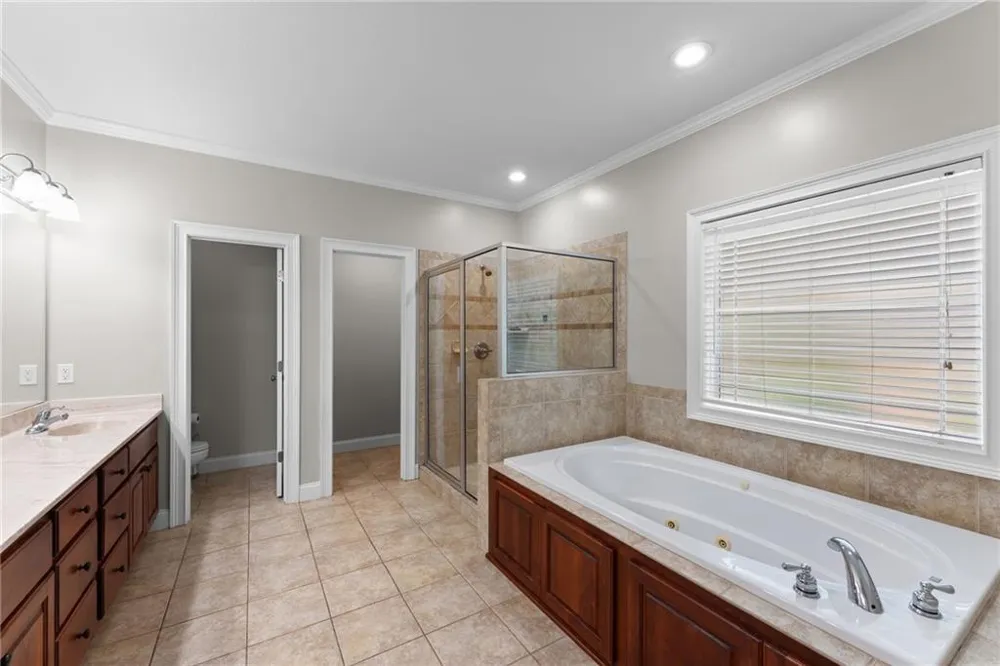860 Lakeview Drive Commerce, GA 30529