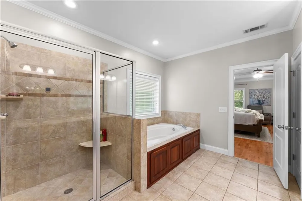 860 Lakeview Drive Commerce, GA 30529