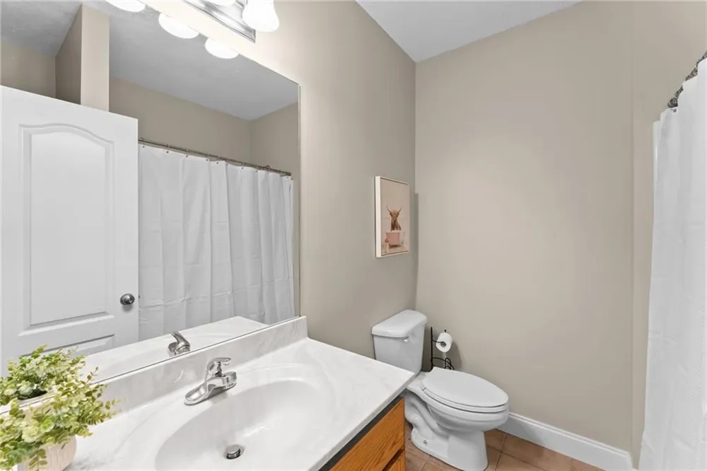 860 Lakeview Drive Commerce, GA 30529