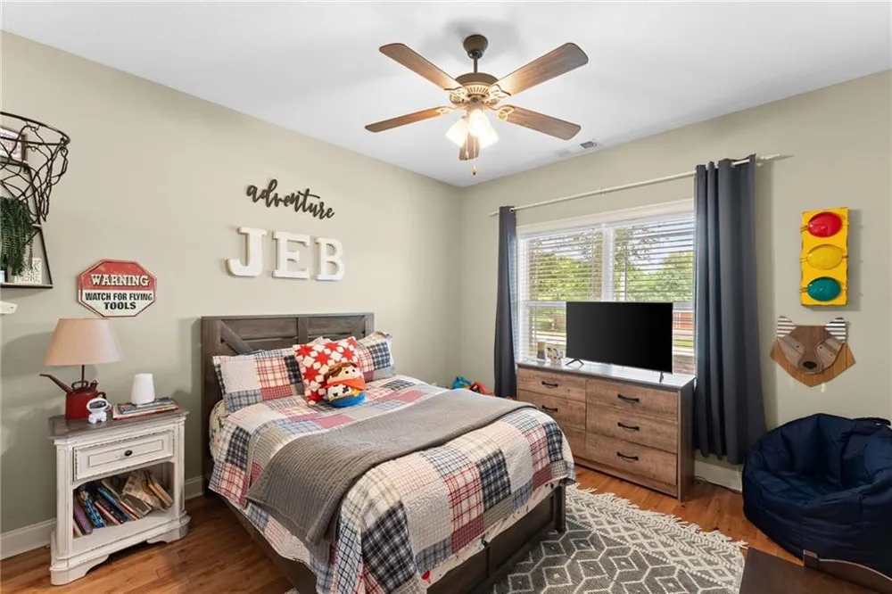 860 Lakeview Drive Commerce, GA 30529