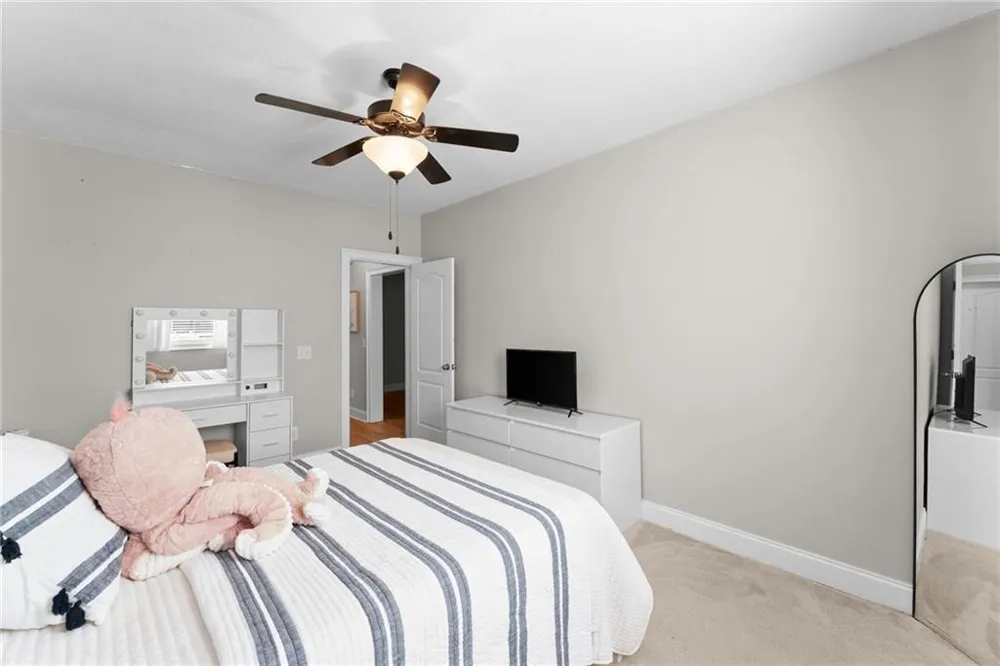 860 Lakeview Drive Commerce, GA 30529