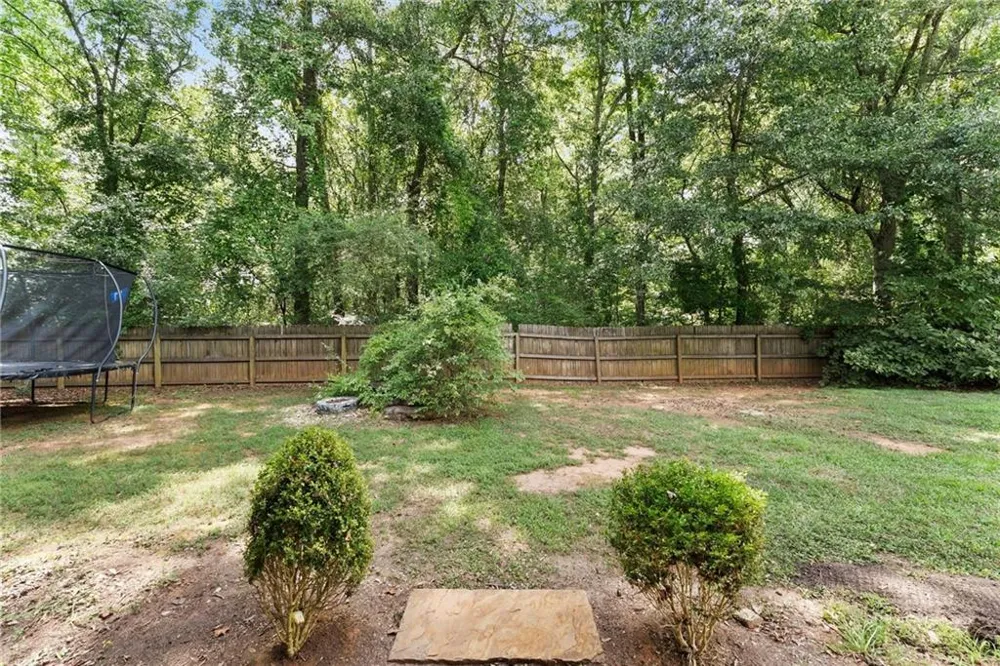 860 Lakeview Drive Commerce, GA 30529