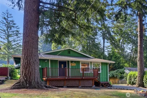 374 Echo Lane