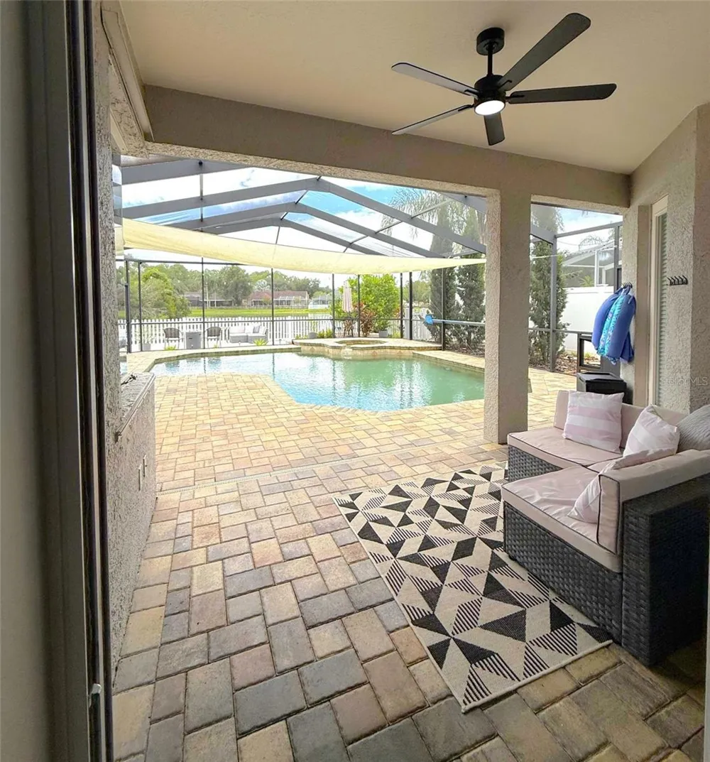 6320 NIKKI LANE Tampa, FL 33625