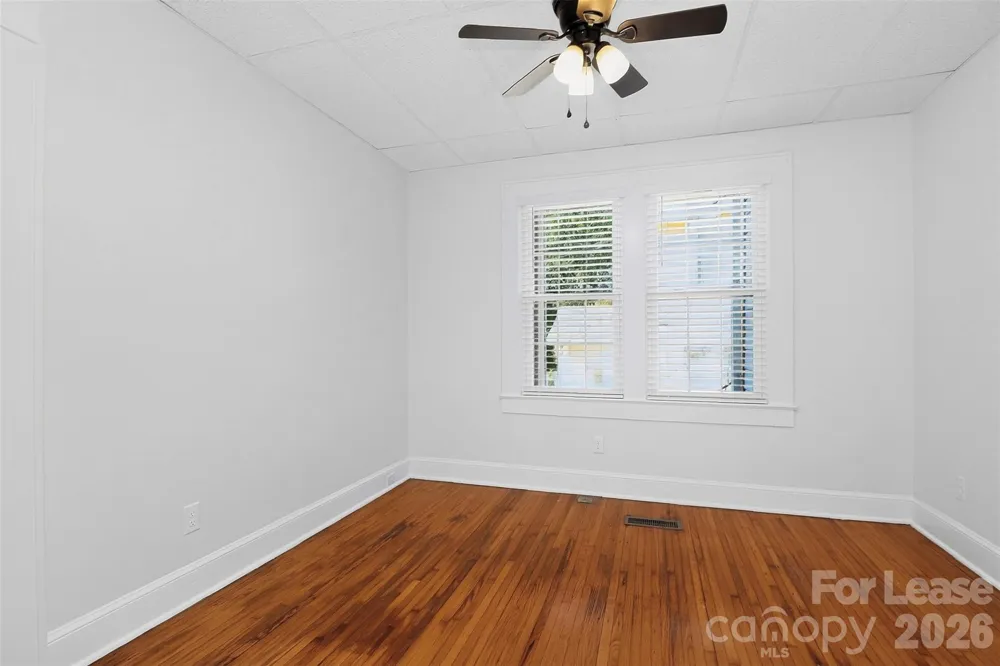 912 S York Street Gastonia, NC 28052