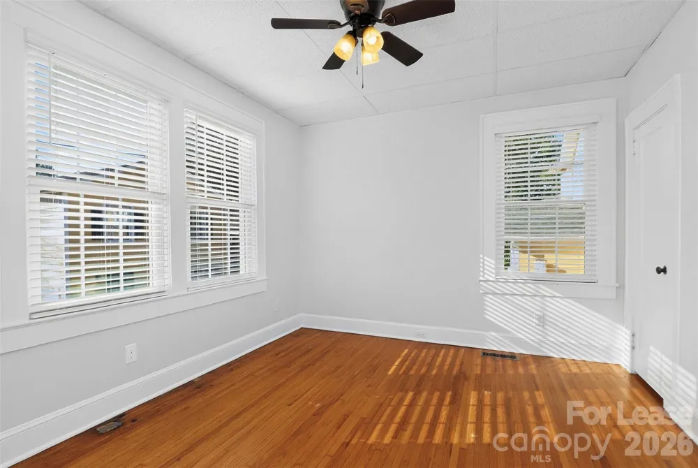 912 S York Street Gastonia, NC 28052