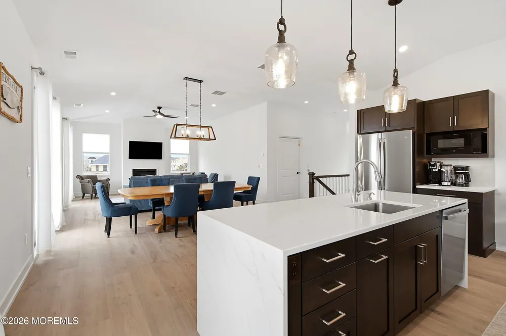 2 E 15th Street Long Beach, NJ 08008