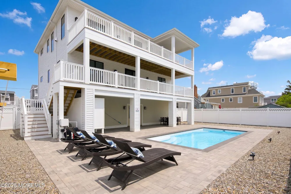 2 E 15th Street Long Beach, NJ 08008