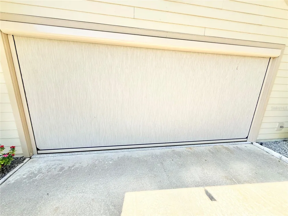 305 W DELAWARE STREET Tavares, FL 32778