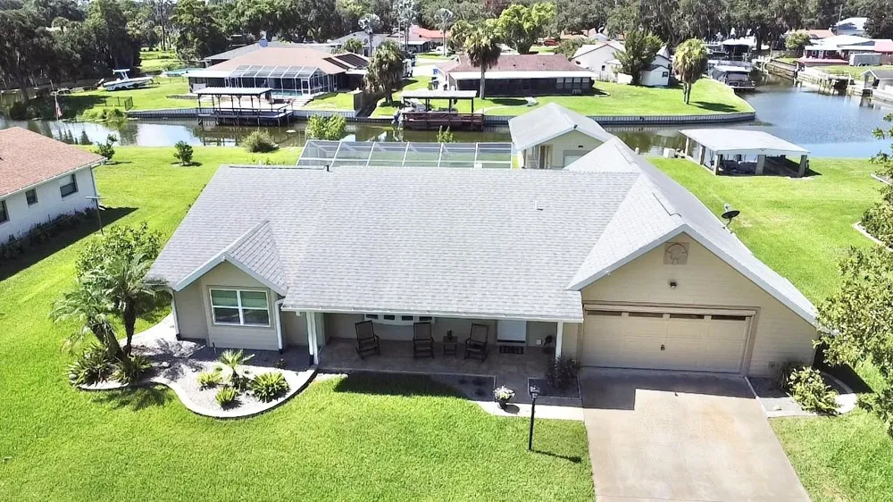 305 W DELAWARE STREET Tavares, FL 32778