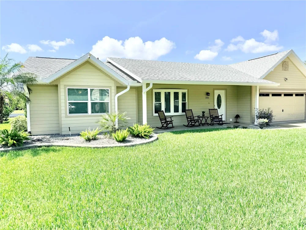 305 W DELAWARE STREET Tavares, FL 32778