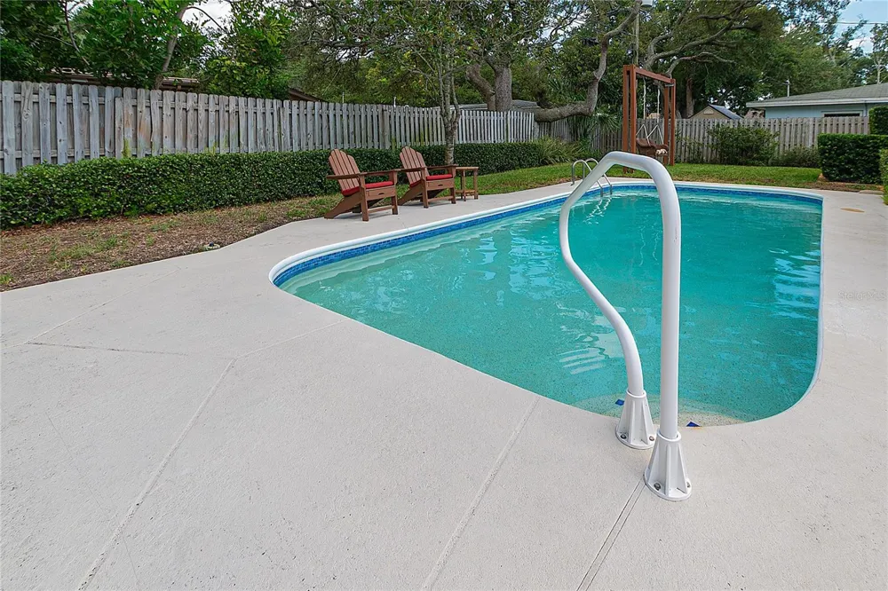1707 RIDGEWAY DRIVE Clearwater, FL 33755