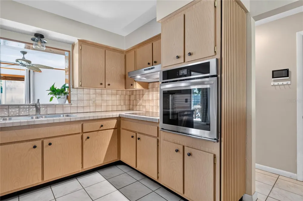 1707 RIDGEWAY DRIVE Clearwater, FL 33755