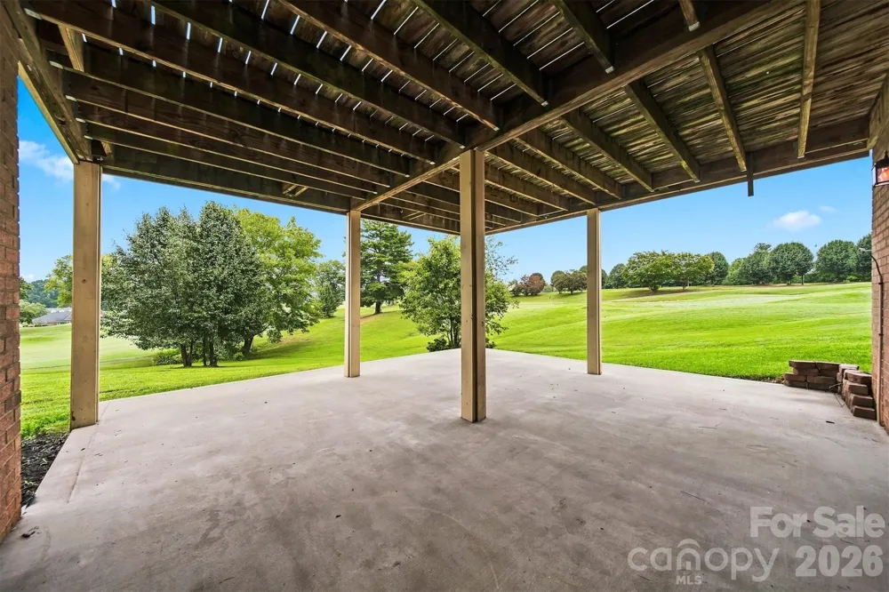 18 Meandering Way Granite Falls, NC 28630