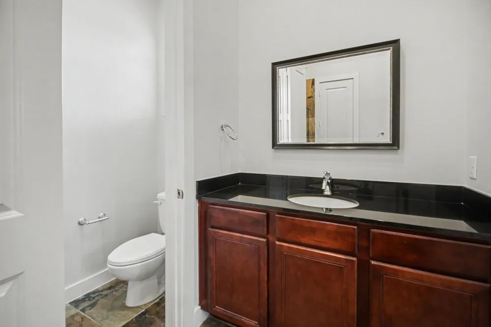 1744 W 25th Street Houston, TX 77008