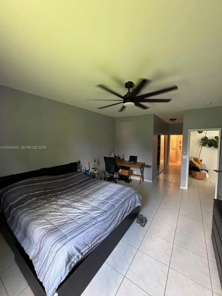 13237 NW 15th Ct Pembroke Pines, FL 33028