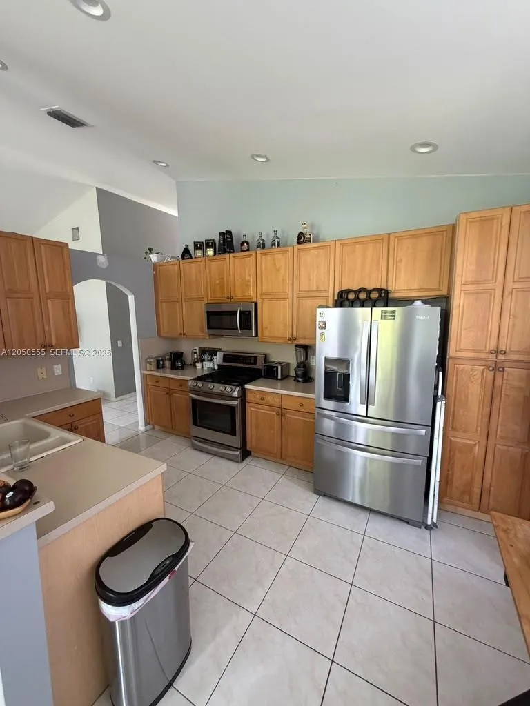 13237 NW 15th Ct Pembroke Pines, FL 33028