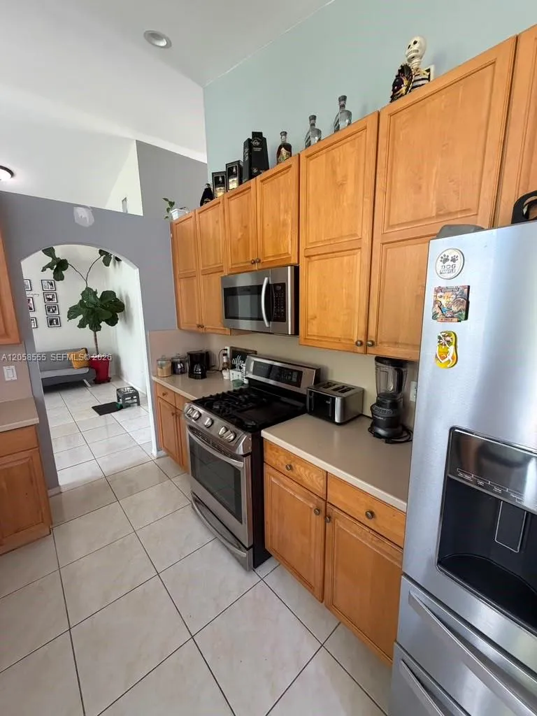 13237 NW 15th Ct Pembroke Pines, FL 33028