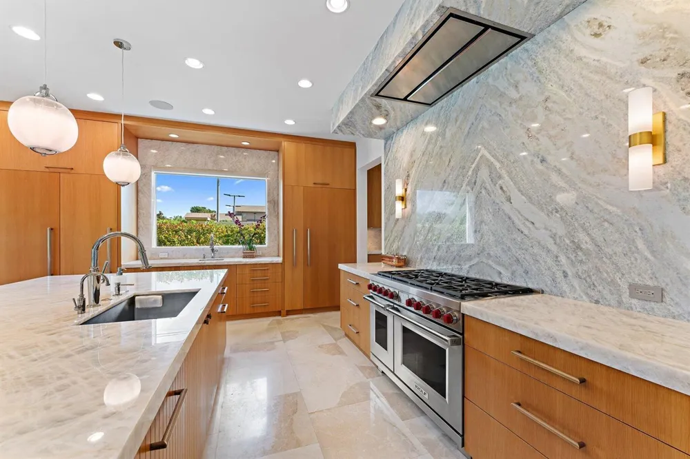 18610 SE Saint Augustine Way Tequesta, FL 33469