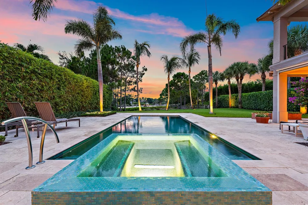 18610 SE Saint Augustine Way Tequesta, FL 33469