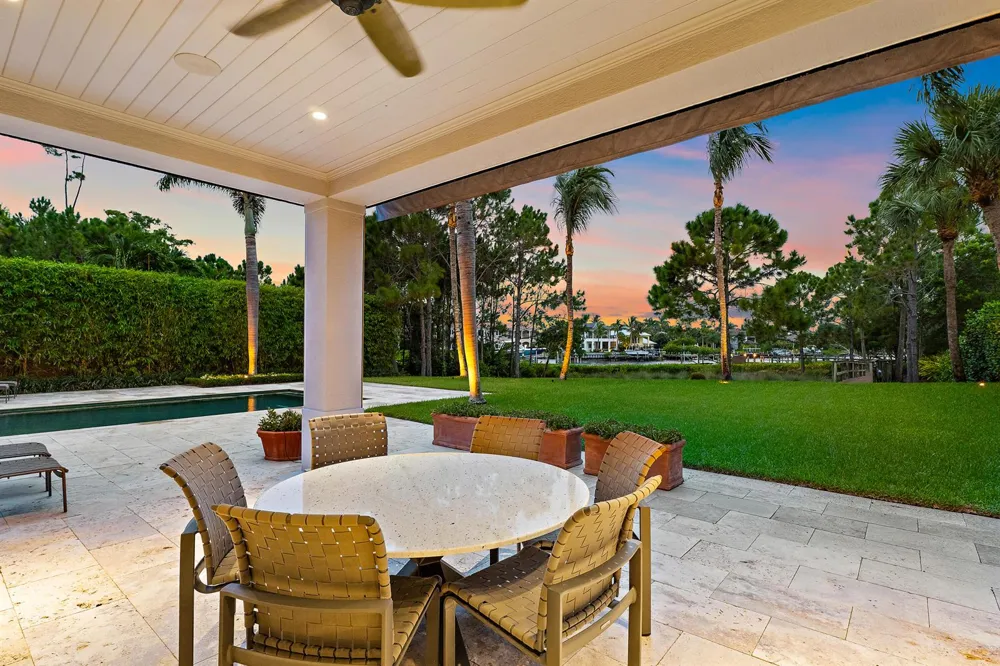 18610 SE Saint Augustine Way Tequesta, FL 33469