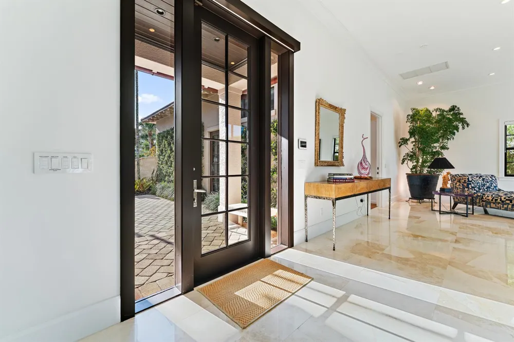 18610 SE Saint Augustine Way Tequesta, FL 33469