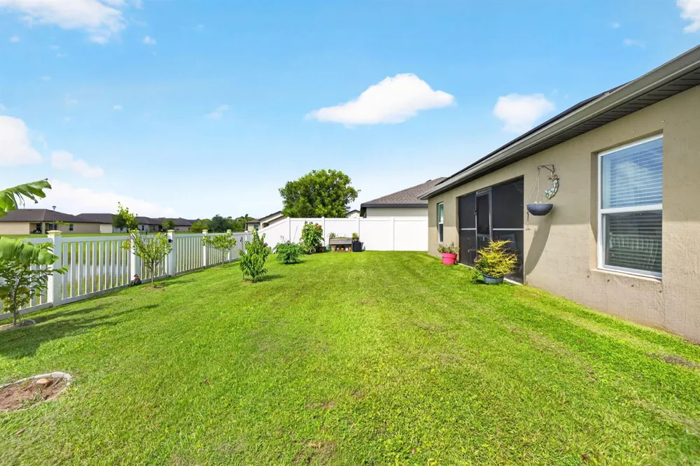 5521 Fantasy Drive Fort Pierce, FL 34947