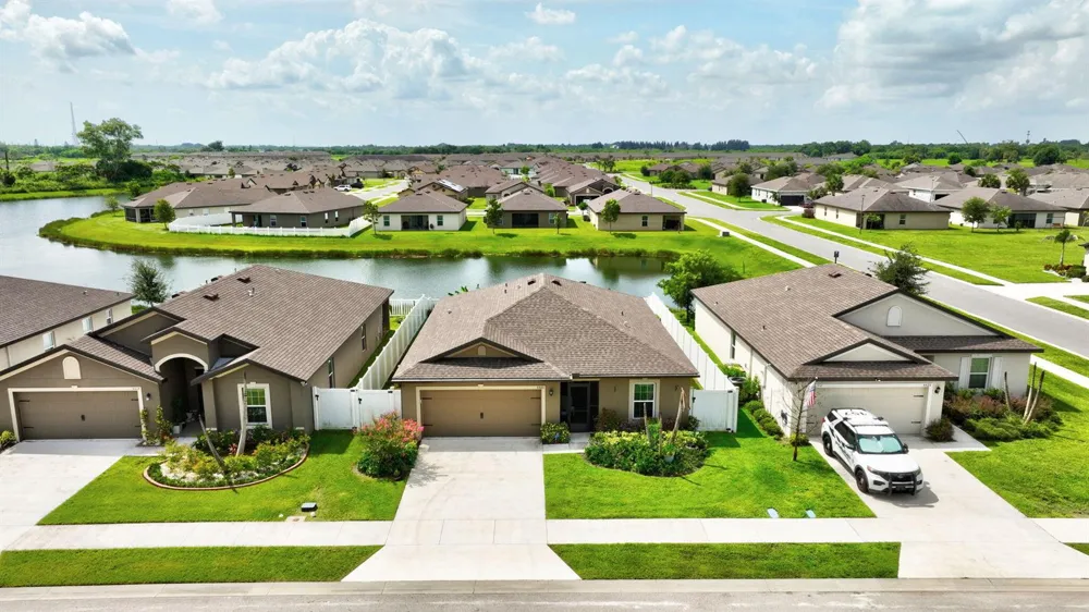 5521 Fantasy Drive Fort Pierce, FL 34947