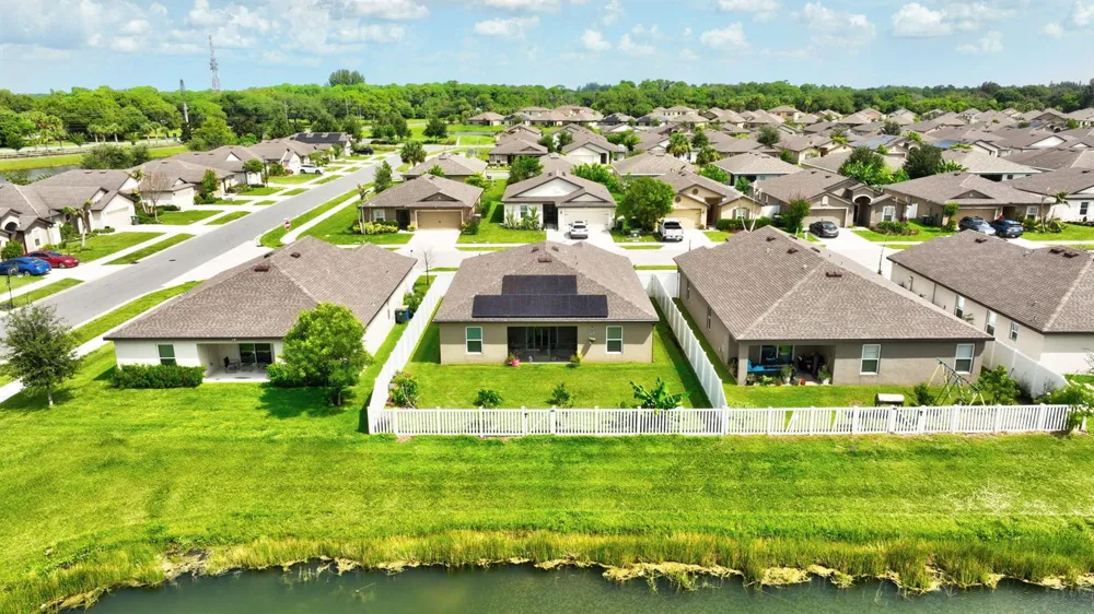 5521 Fantasy Drive Fort Pierce, FL 34947